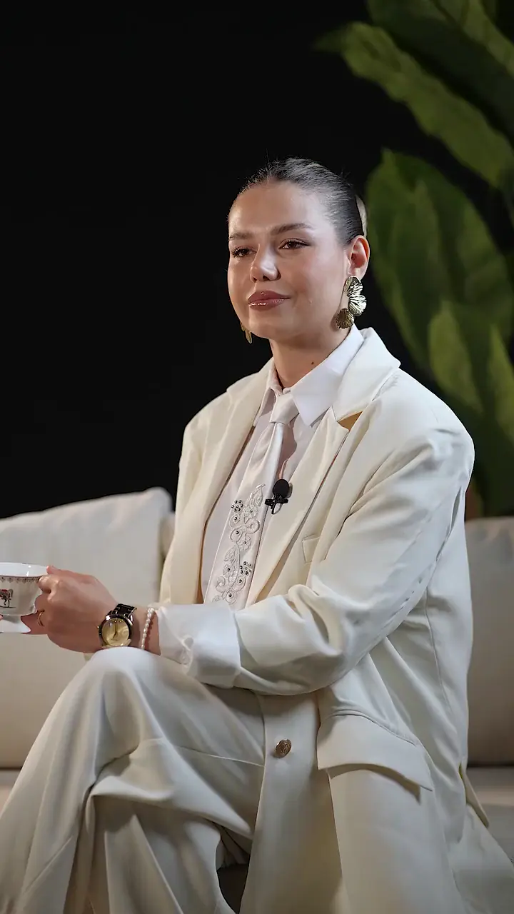 Emine Dinç videosunun ilk karesi